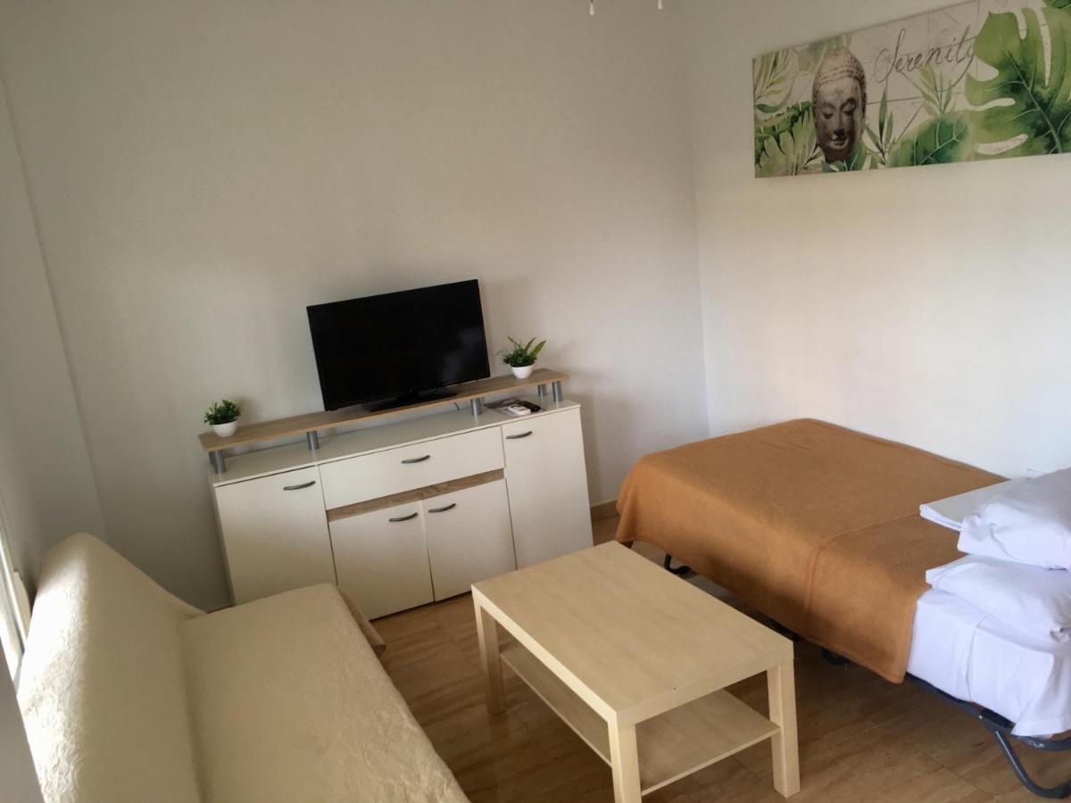 Hostal El Paraiso Playa อาลิกันเต ภายนอก รูปภาพ